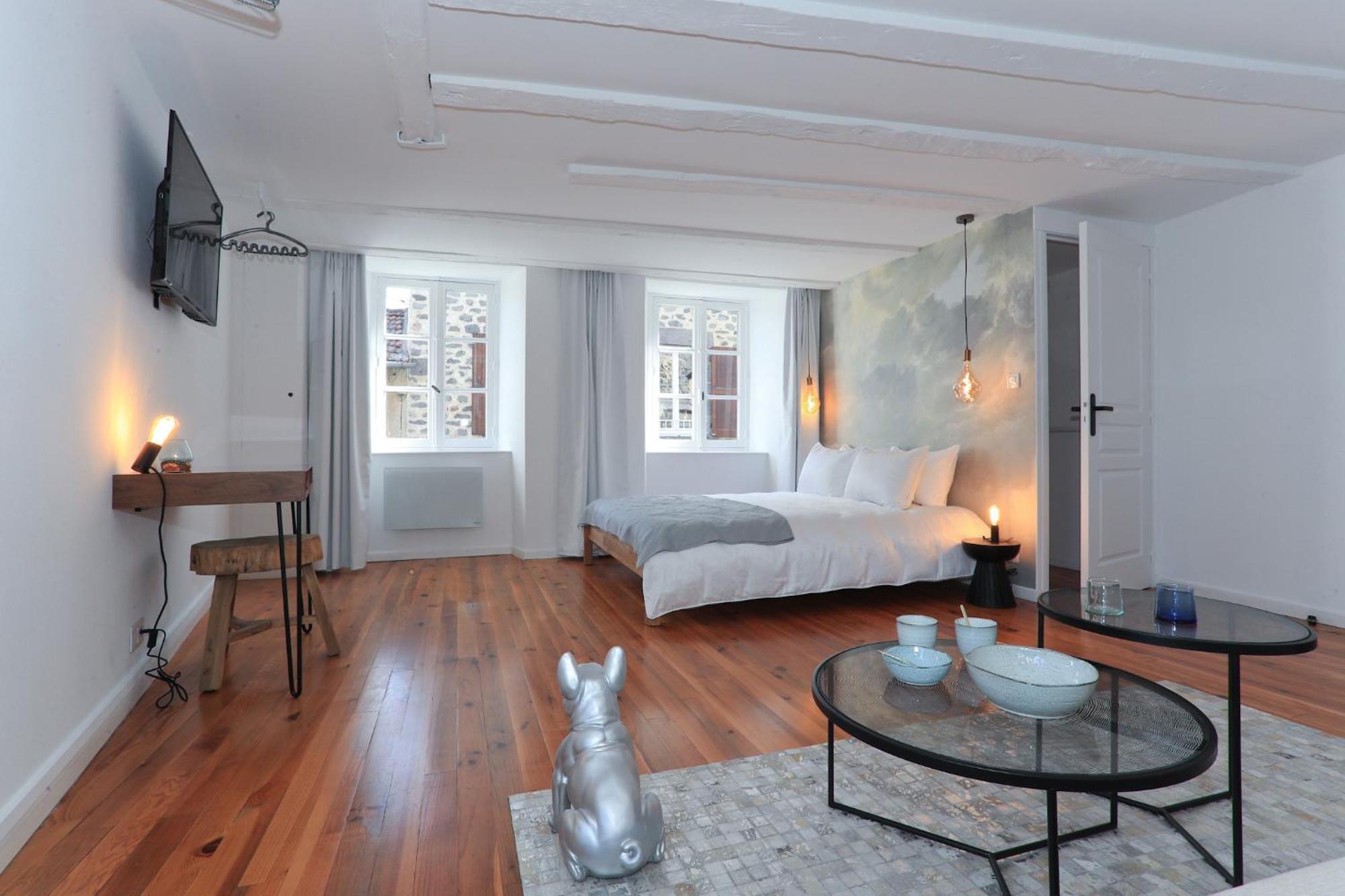 Artist Flat Saint Flour Apartment Ngoại thất bức ảnh